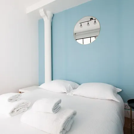 Apartment Luminous And Design Close To The Sacred Heart Paris