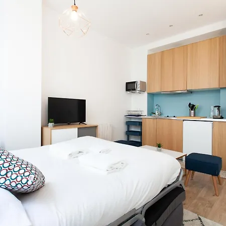 Apartment Luminous And Design Close To The Sacred Heart Paris
